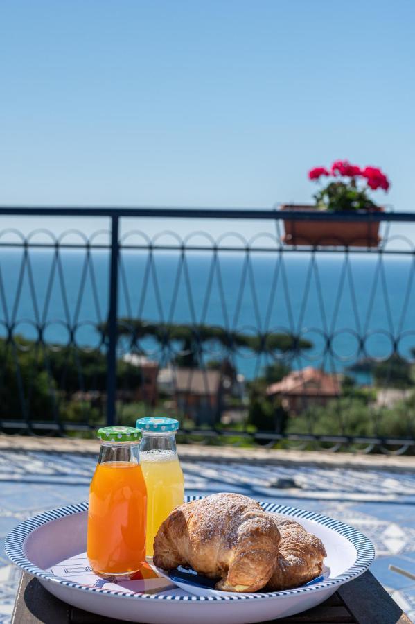 Gli Archi Sul Mare Bed and Breakfast Gaeta Buitenkant foto